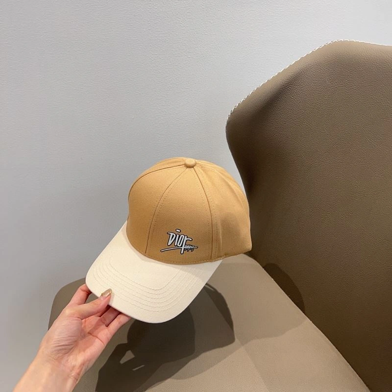 Seasonal Christian Dior Caps 259394