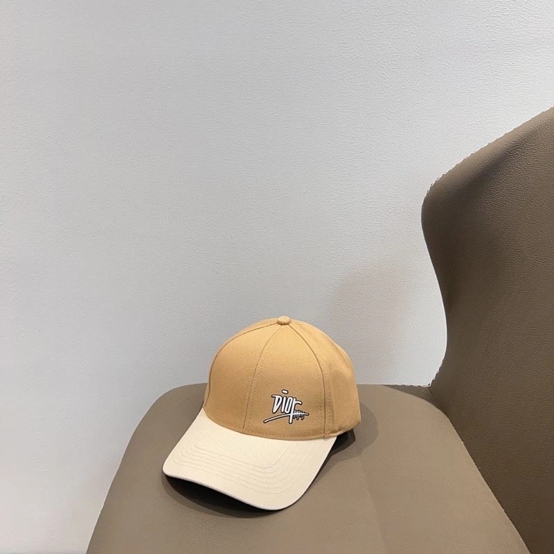 Seasonal Christian Dior Caps 259394