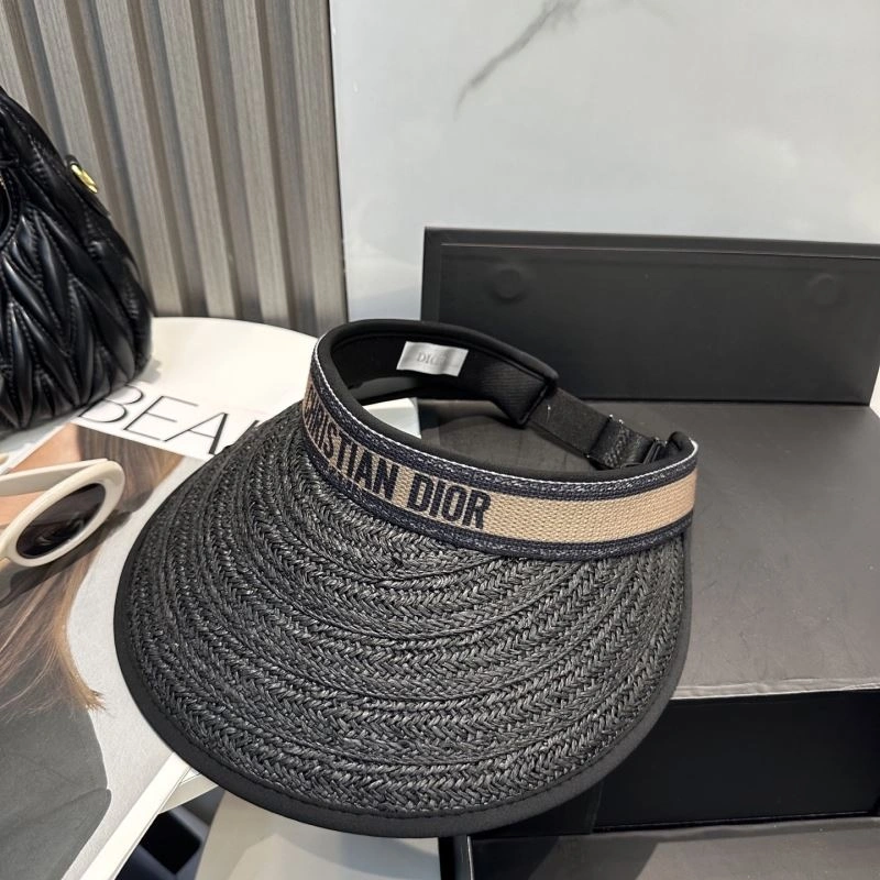 Christian Dior Caps Comfortable 259371