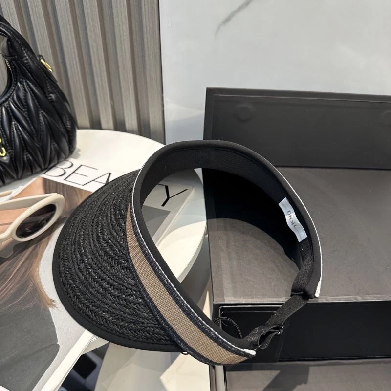 Christian Dior Caps Comfortable 259371