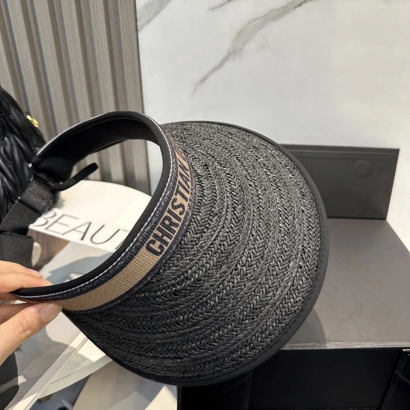 Christian Dior Caps Comfortable 259371