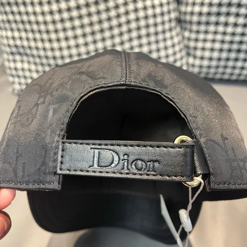 WrinkleFree Christian Dior Caps 259387