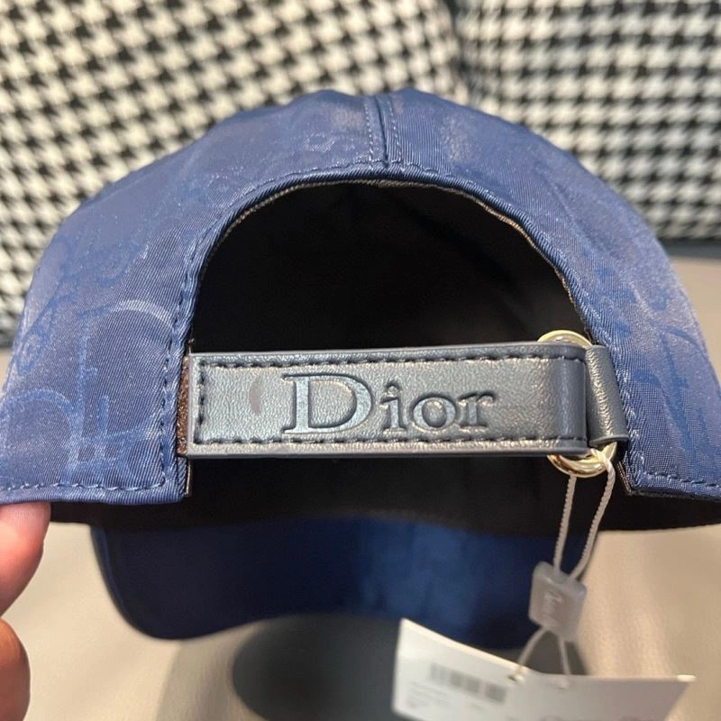 Christian Dior Caps Unique 259391
