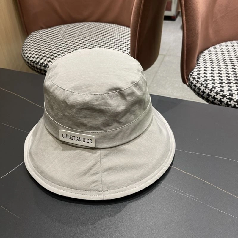 Sustainable Christian Dior Caps 259368