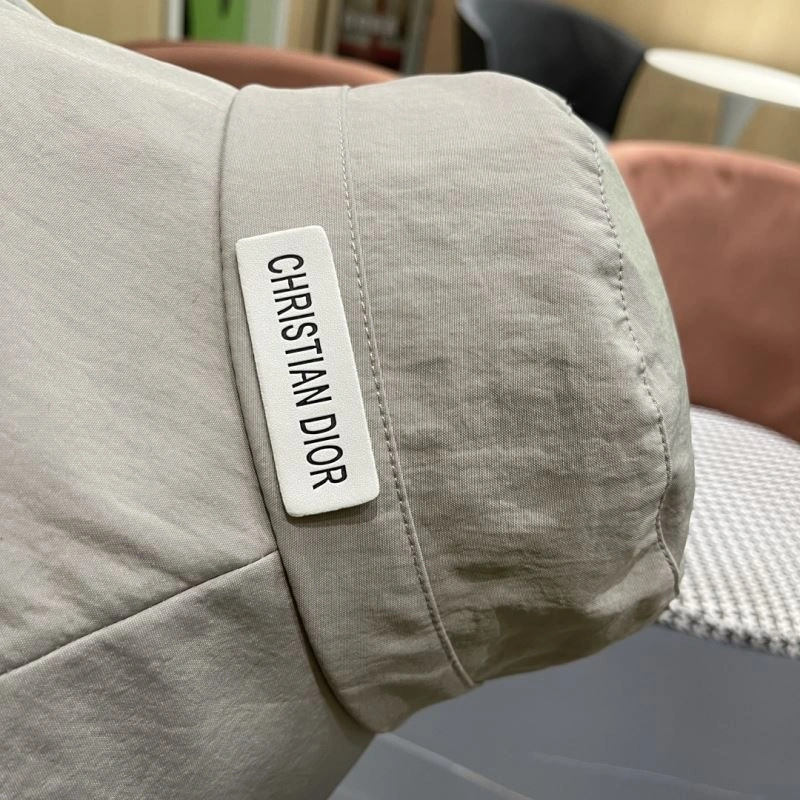 Sustainable Christian Dior Caps 259368