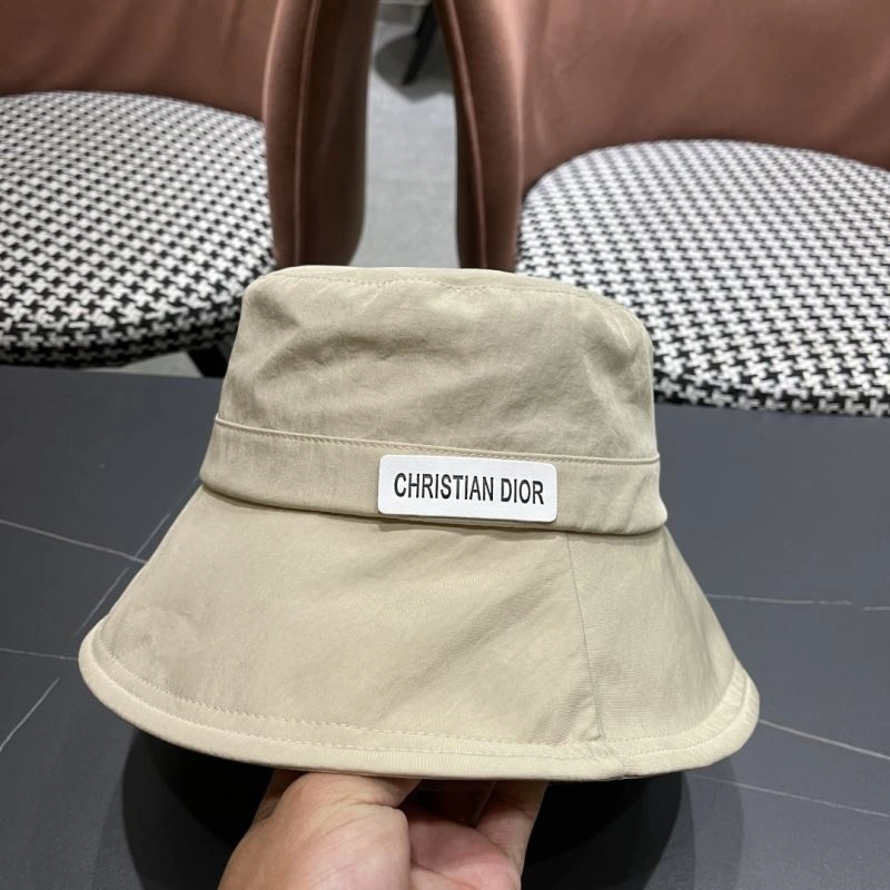 Sustainable Christian Dior Caps 259367