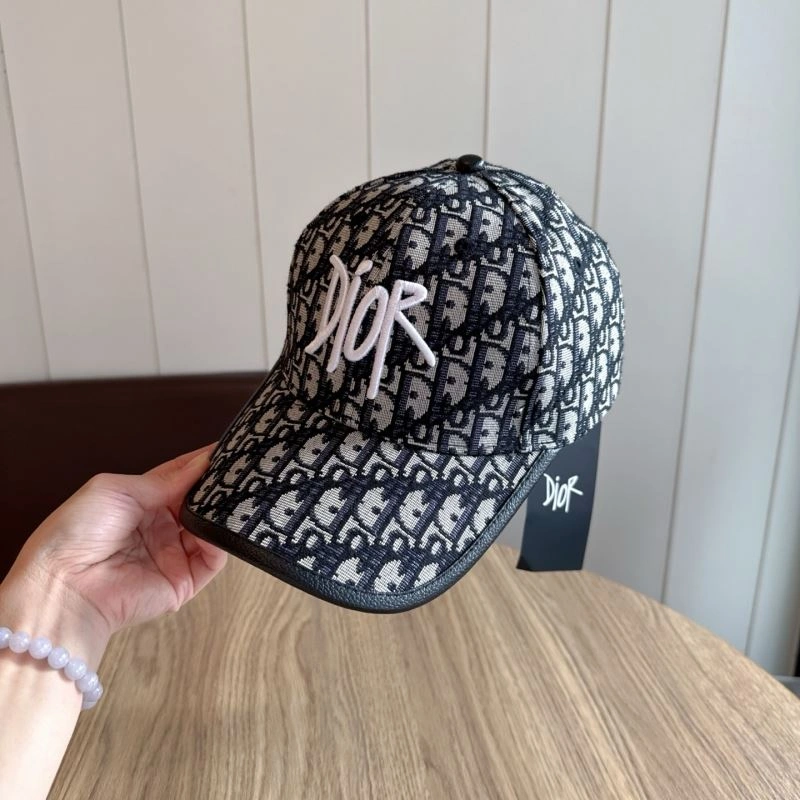 RelaxedFit Christian Dior Caps 259364