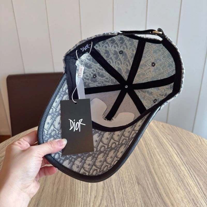 Seasonal Christian Dior Caps 259363