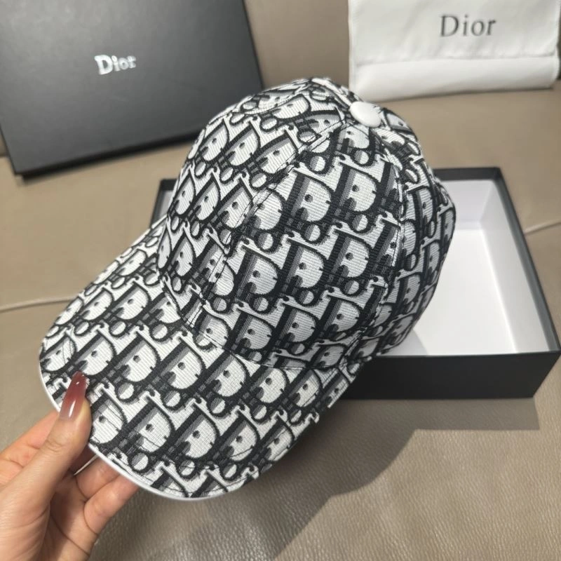 Christian Dior Caps Functional 259356