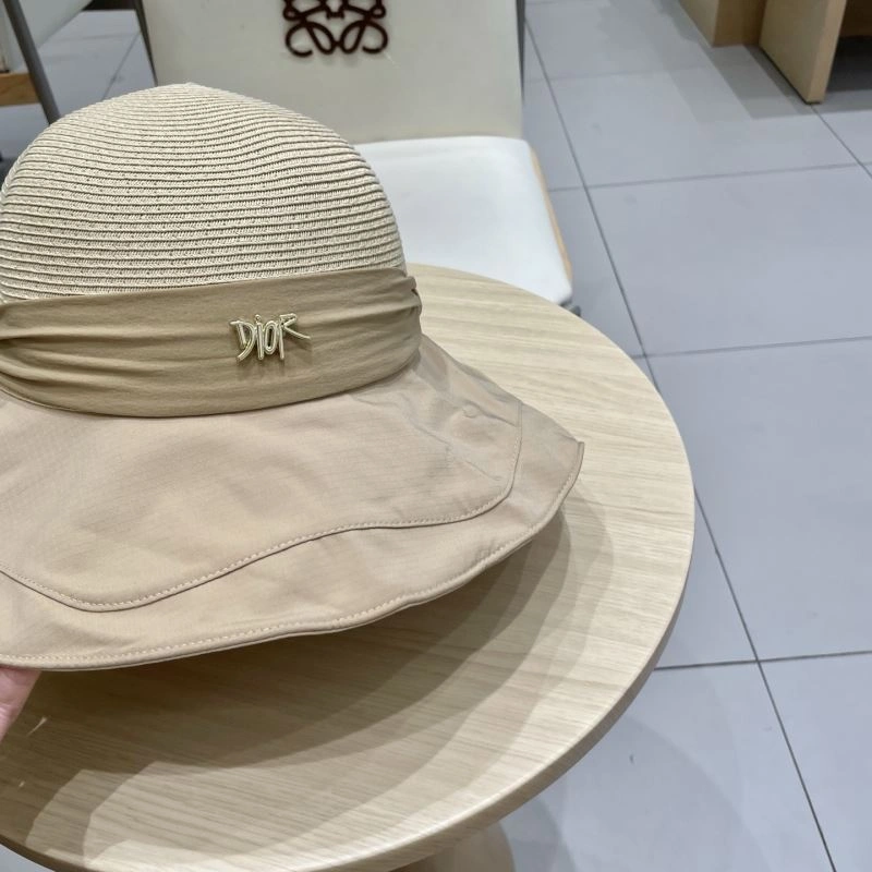 Cozy Christian Dior Caps 259341