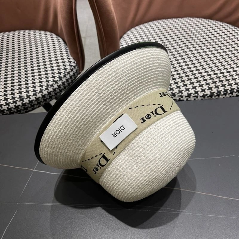 Minimalist Christian Dior Caps 259359