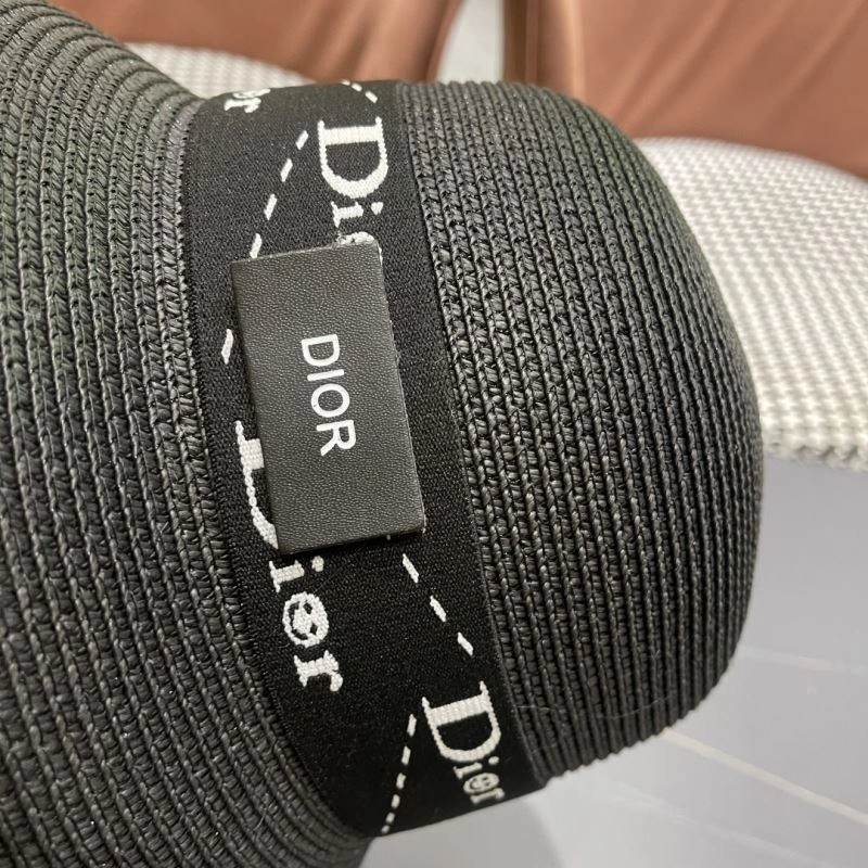 Christian Dior Caps Reliable 259336