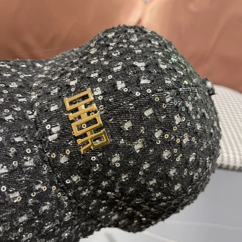 Flexible Christian Dior Caps 259320