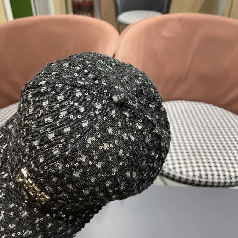 Flexible Christian Dior Caps 259320