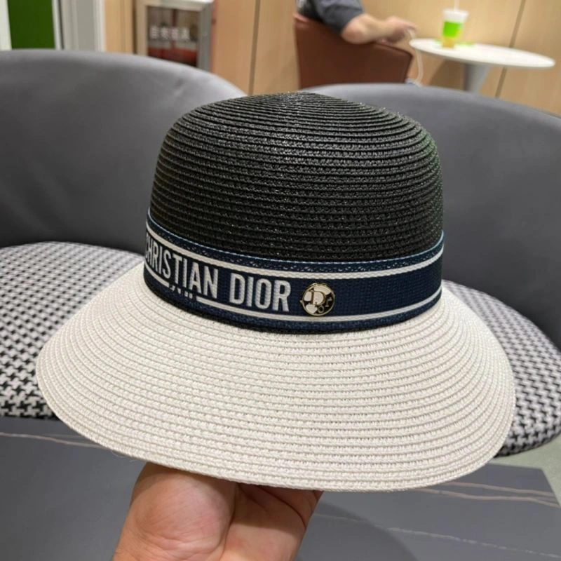 Christian Dior Caps Cozy 259314