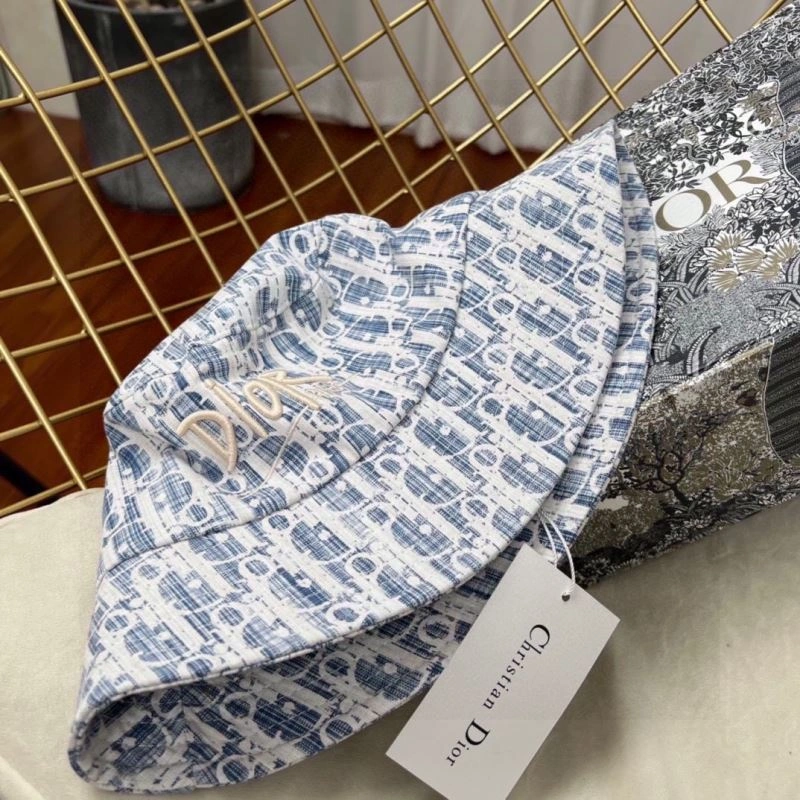 Christian Dior Caps Packable 259247