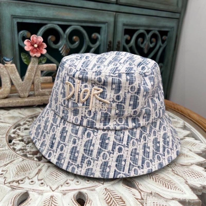 Christian Dior Caps Packable 259247