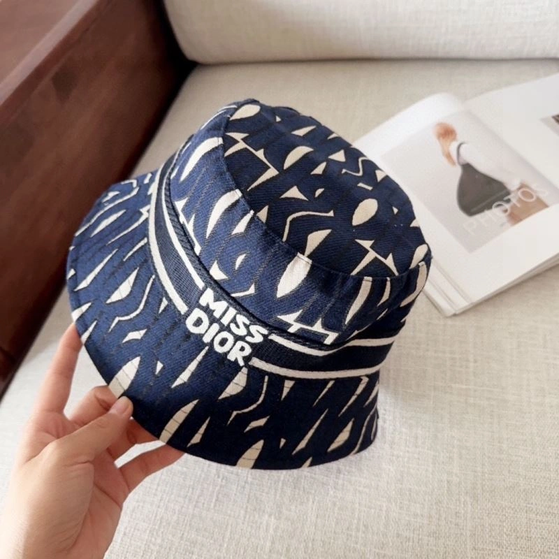 Christian Dior Caps Lightweight 259275