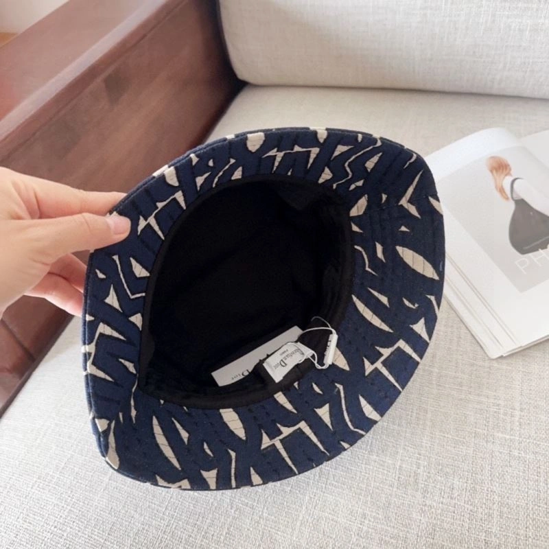 Christian Dior Caps Lightweight 259275