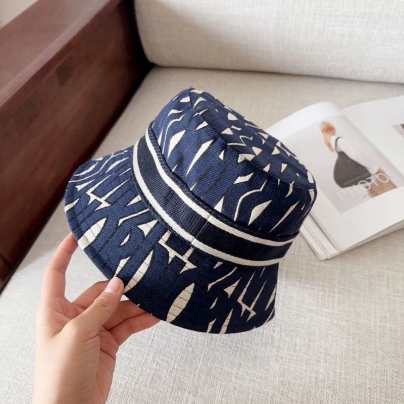 Christian Dior Caps Lightweight 259275