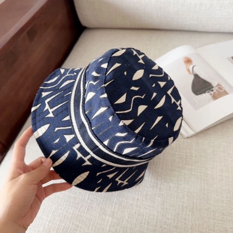 Christian Dior Caps Lightweight 259275