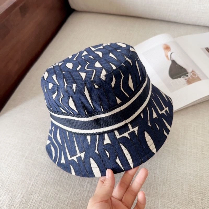 Christian Dior Caps Lightweight 259275