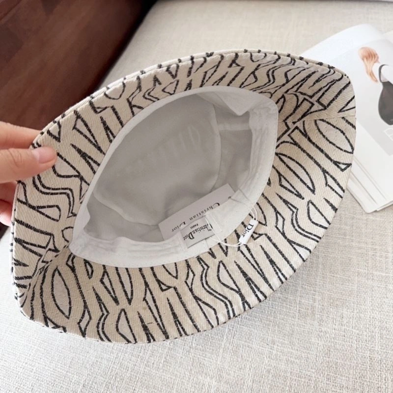 ModernLook Christian Dior Caps 259269