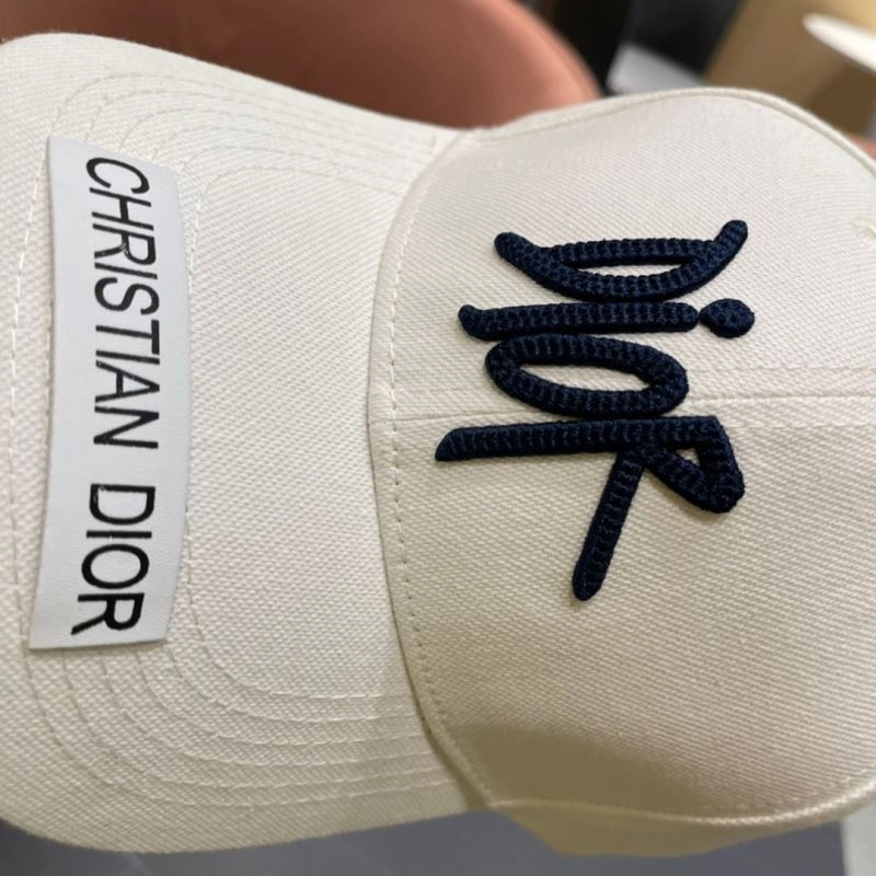 Christian Dior Caps UrbanChic 259268