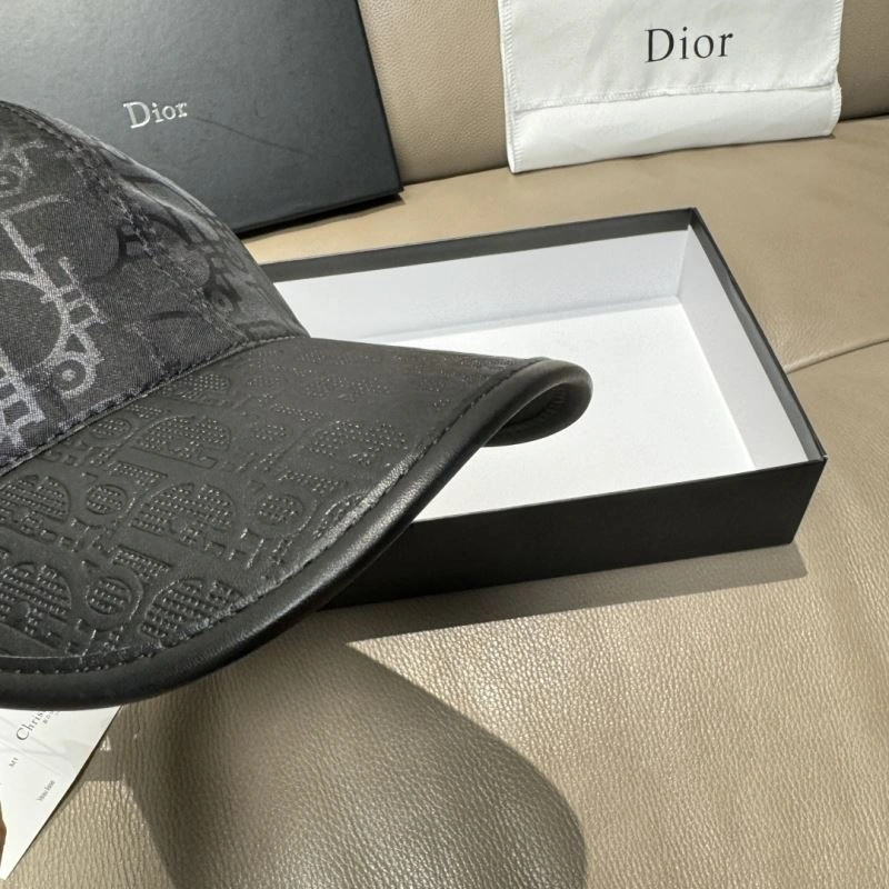 ModernLook Christian Dior Caps 259242