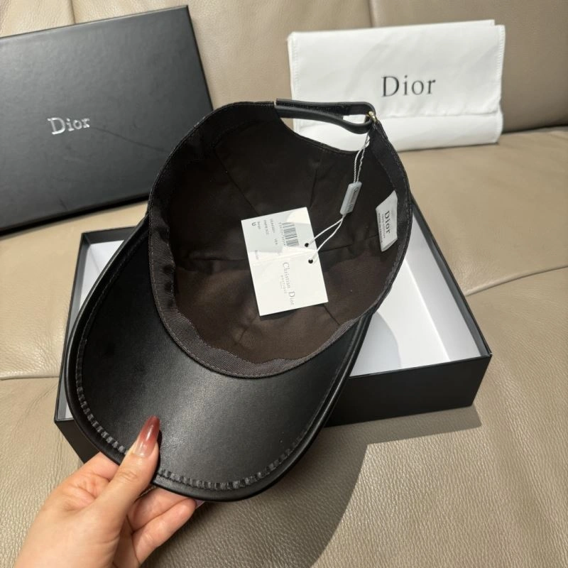 ModernLook Christian Dior Caps 259242