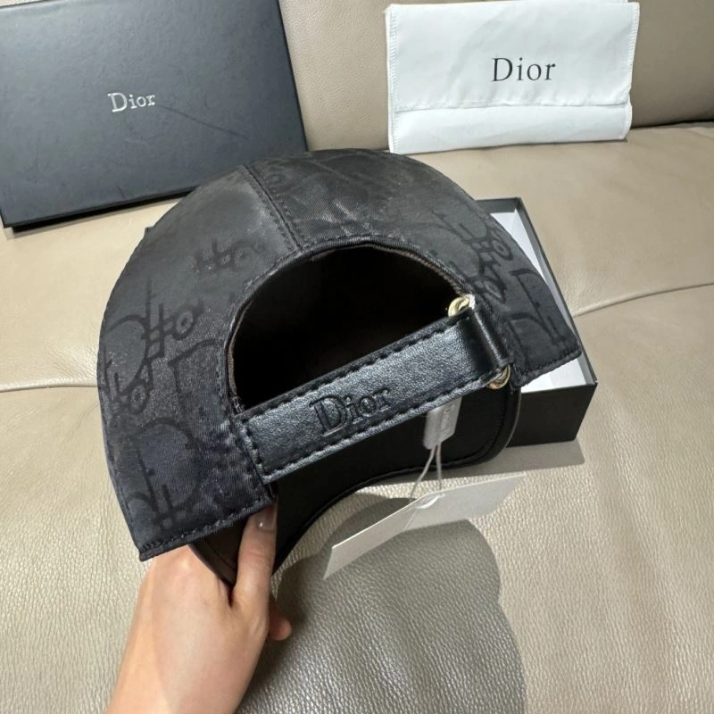 ModernLook Christian Dior Caps 259242