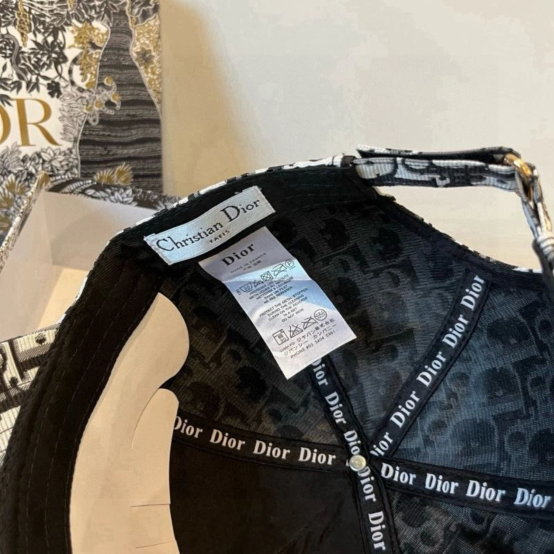 Christian Dior Caps Lightweight 259239