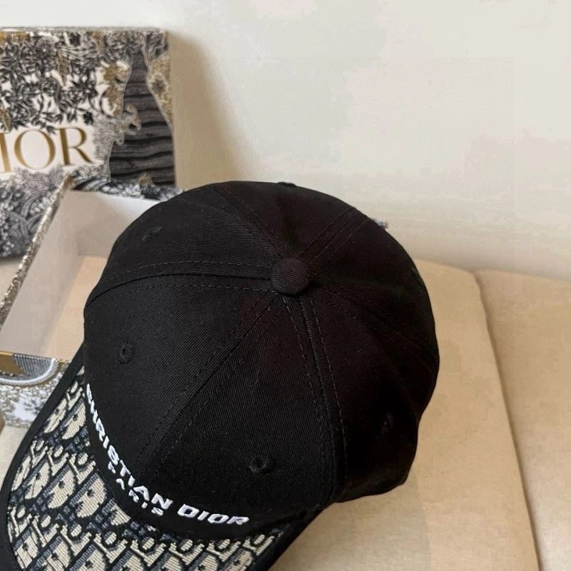 Flexible Christian Dior Caps 259236