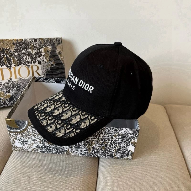Flexible Christian Dior Caps 259236