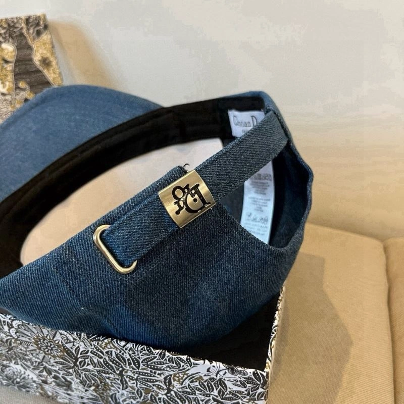 Trendsetting Christian Dior Caps 259225