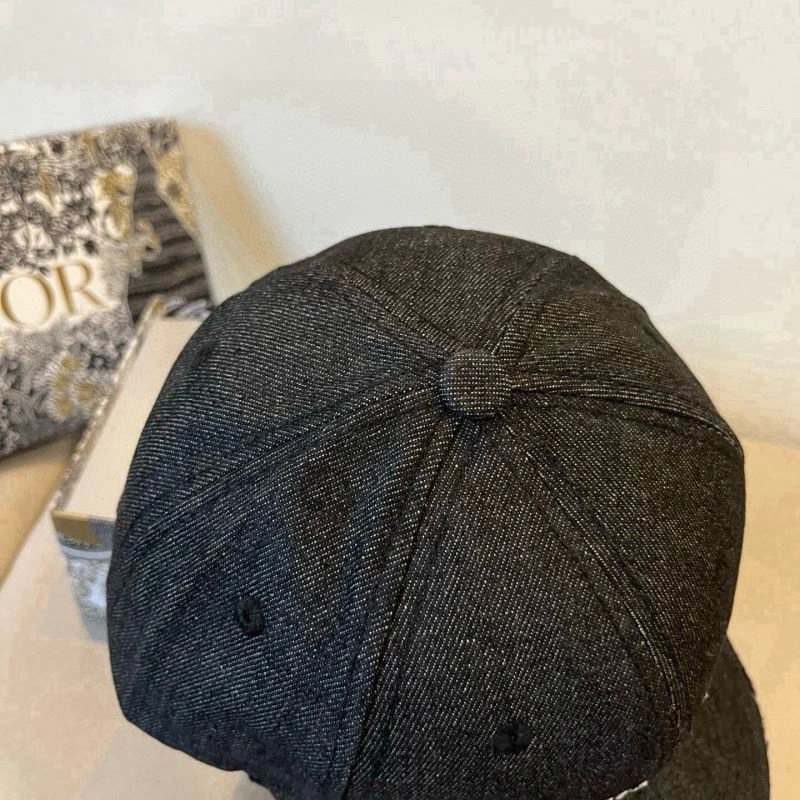 Christian Dior Caps GoAnywhere 259216