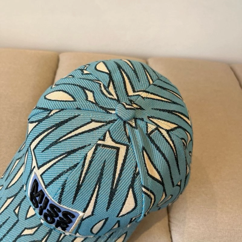 Minimalist Christian Dior Caps 259229