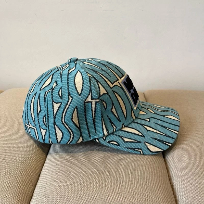 Minimalist Christian Dior Caps 259229