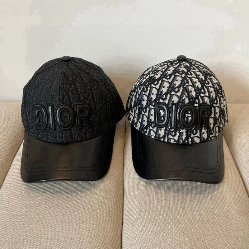 Christian Dior Caps Trendy 259219