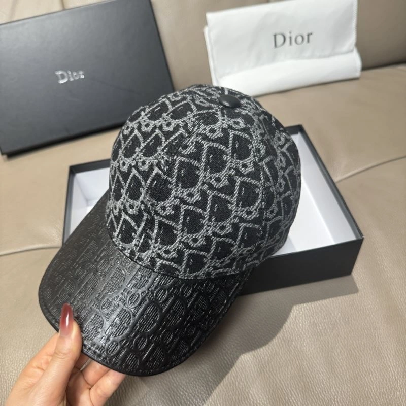 Christian Dior Caps UrbanChic 259227