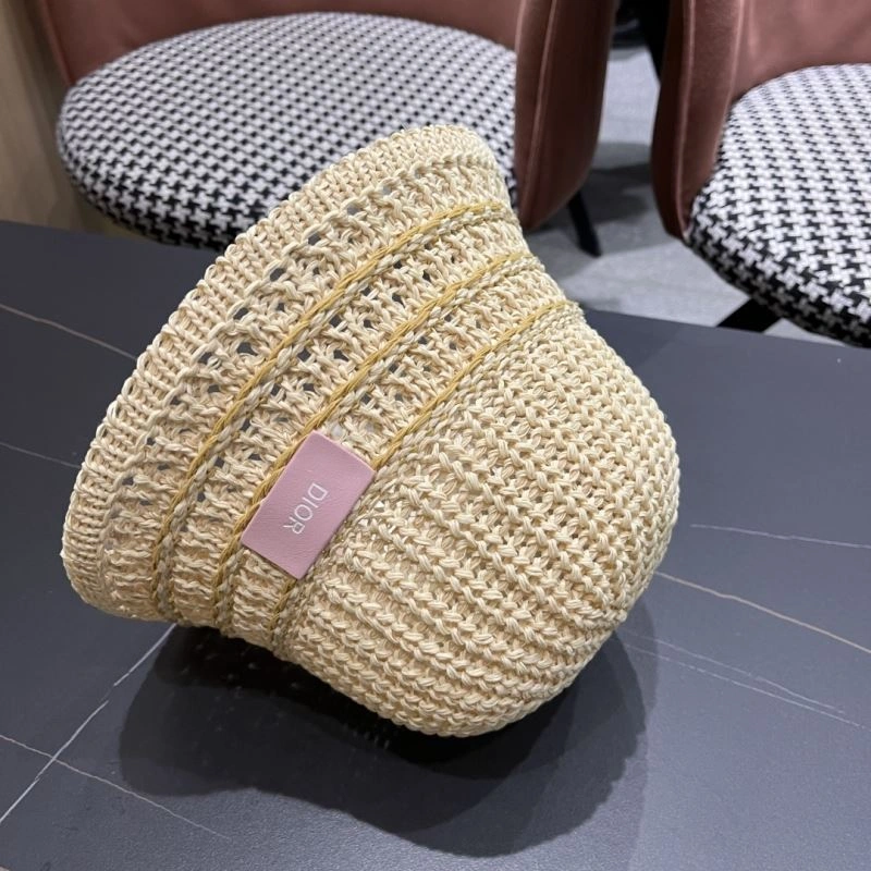 Christian Dior Caps WellDesigned 259233