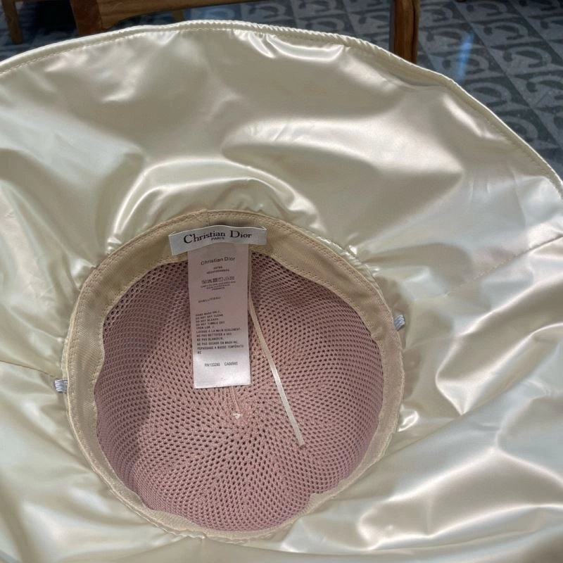 EyeCatching Christian Dior Caps 259221