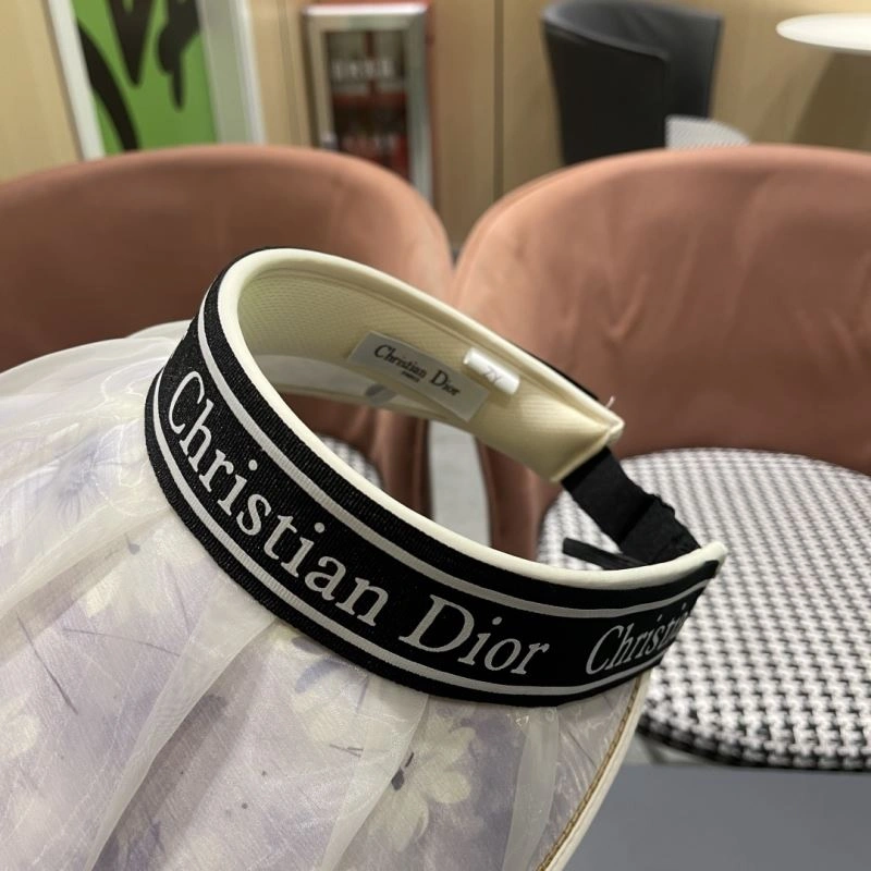 Christian Dior Caps Resilient 259196