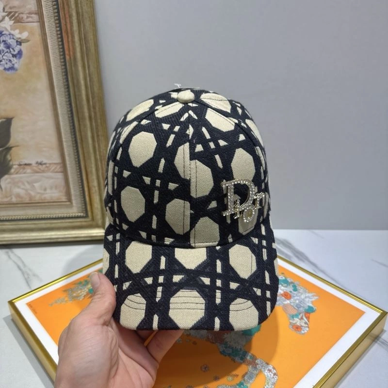 Christian Dior Caps FreshLook 262232