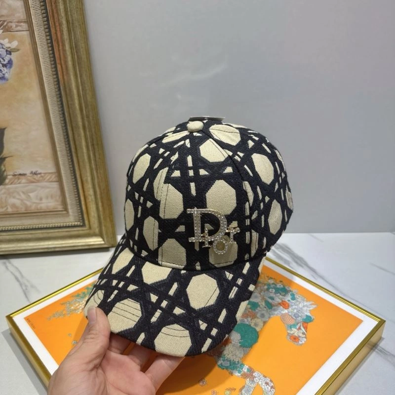 Christian Dior Caps FreshLook 262232