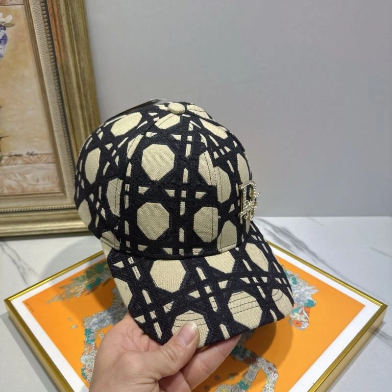Christian Dior Caps FreshLook 262232