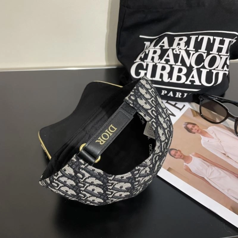 Christian Dior Caps Durable 262211