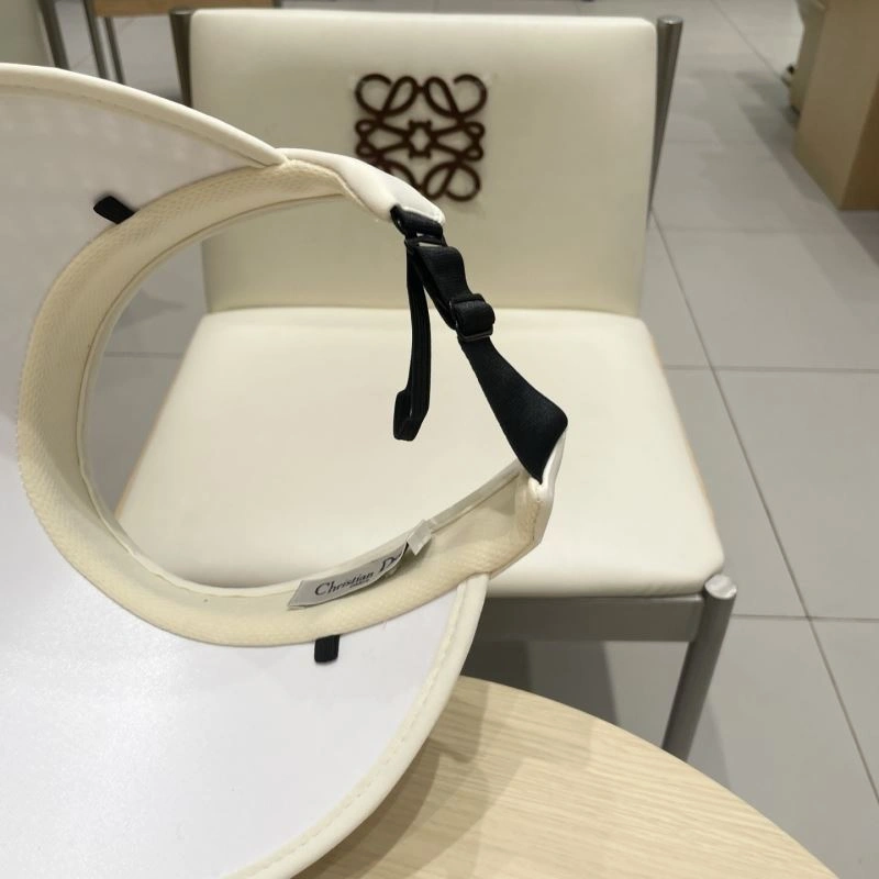 Christian Dior Caps Reliable 262200