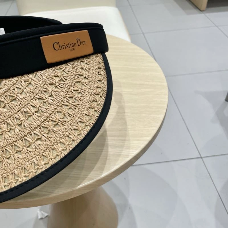 Christian Dior Caps Fashionable 262202