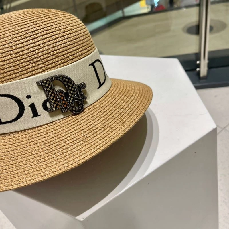 Christian Dior Caps Seasonal 262213